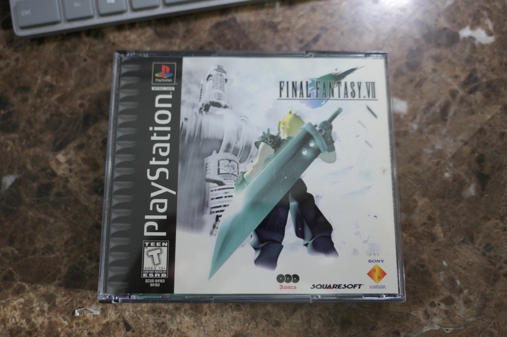 Final Fantasy VII Black Label (PlayStation 1, 1997) Complete w/ Manual