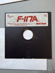 NIGHTHAWK F-117A Stealth Fighter 2.0 IBM386 5.25 HD Microprose COMPLETE!