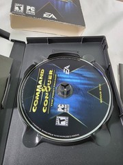 Command & Conquer The First Decade PC Windows Game 2006 CIB Complete – Free S&H