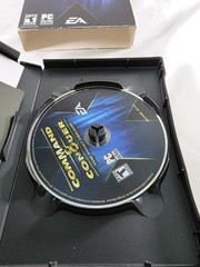 Command & Conquer The First Decade PC Windows Game 2006 CIB Complete – Free S&H
