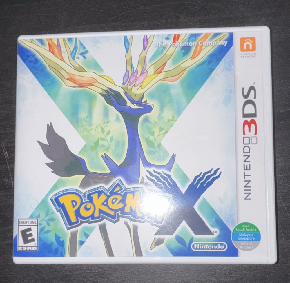 Pokémon X Nintendo 3DS Game w/ Case, Nintendo Publisher, E (Everyone)