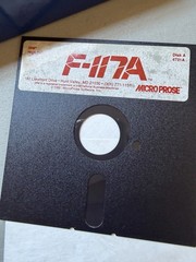 NIGHTHAWK F-117A Stealth Fighter 2.0 IBM386 5.25 HD Microprose COMPLETE!