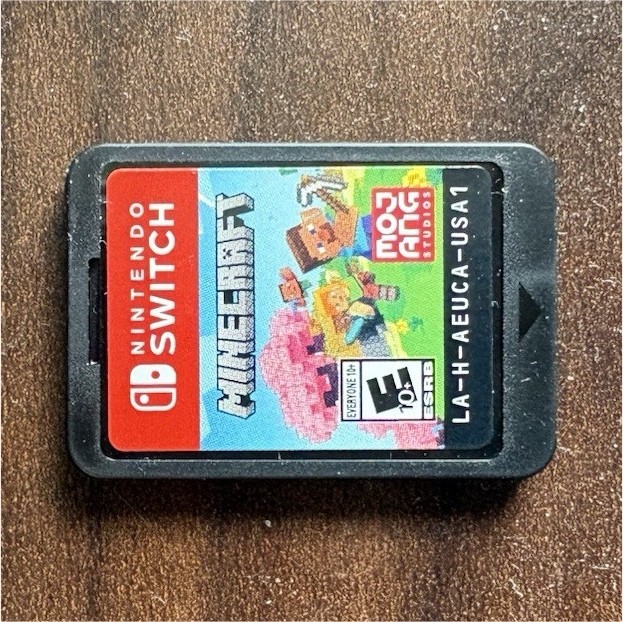 Mojang Minecraft (Nintendo Switch) Video Game Cartridge Multiplayer E10+ 2018